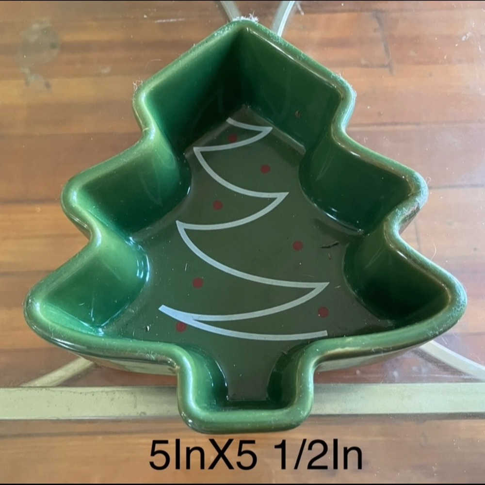 Michael's Green Christmas Tree Ceramic Baking Candy Nut Dish !Accepting Offers!